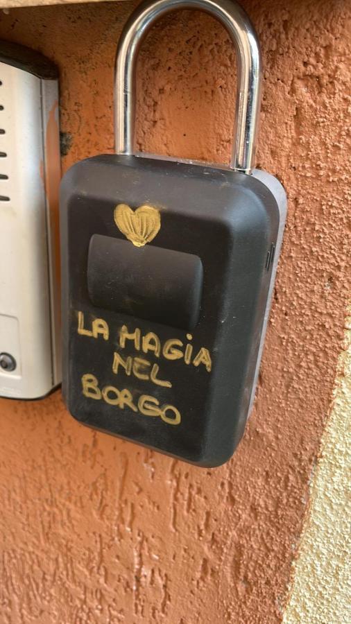 Apartament La Magia Nel Borgo Fezzano  Zewnętrze zdjęcie